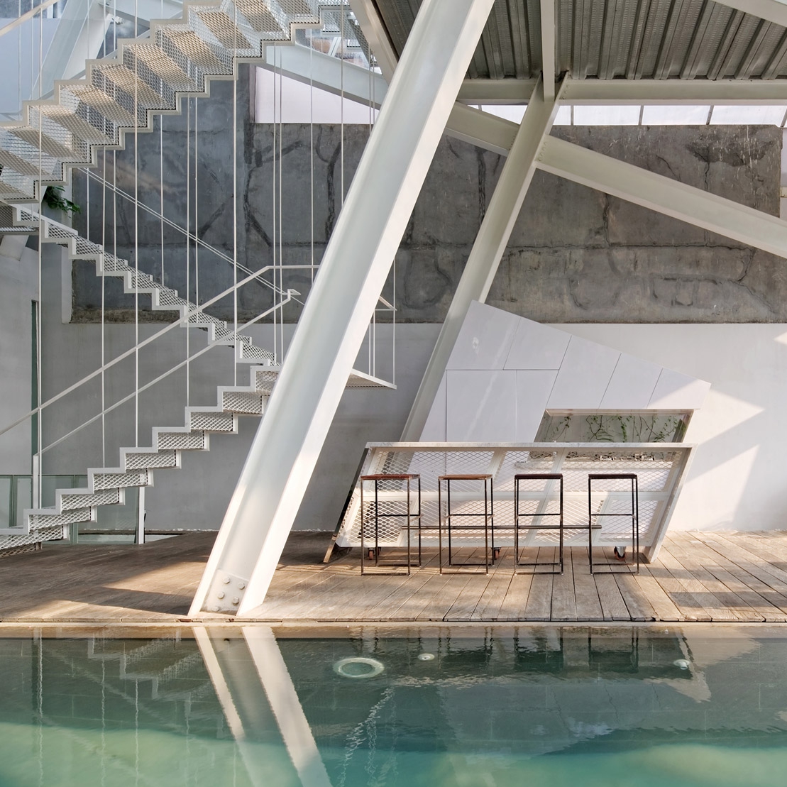 Struktur Baja Putih Struktur Baja Putih