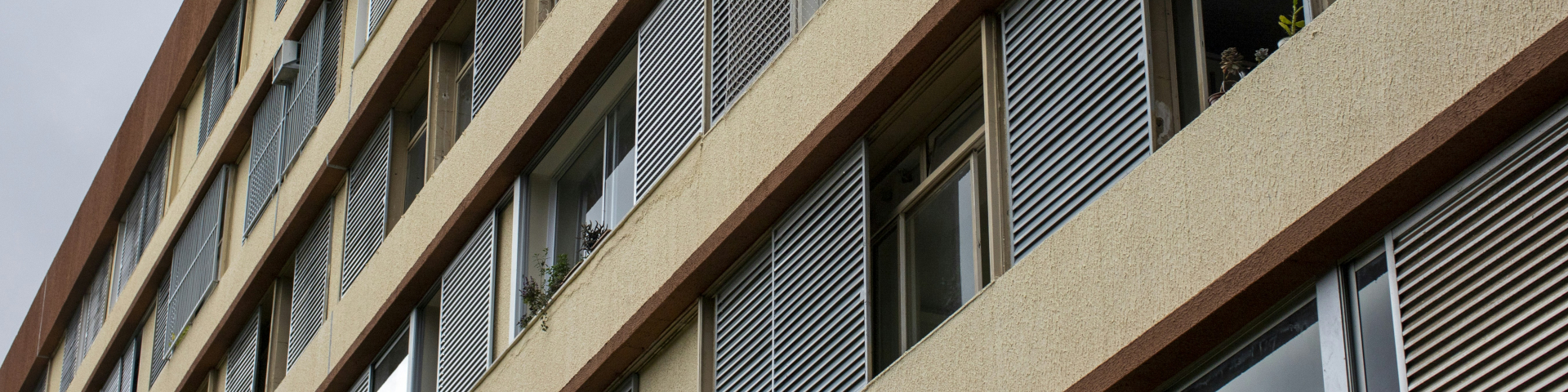 Apa Itu Jalusi? Kita Kupas Tuntas Fungsinya