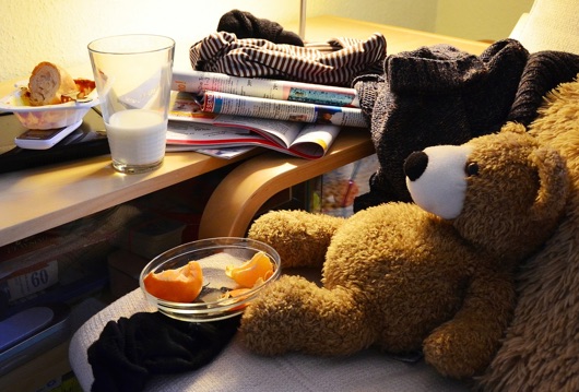 mengatasi kamar lembab