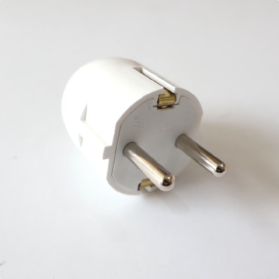 broco-13310-std-2pole-plug-colokan-listrik-arde-16a-250v