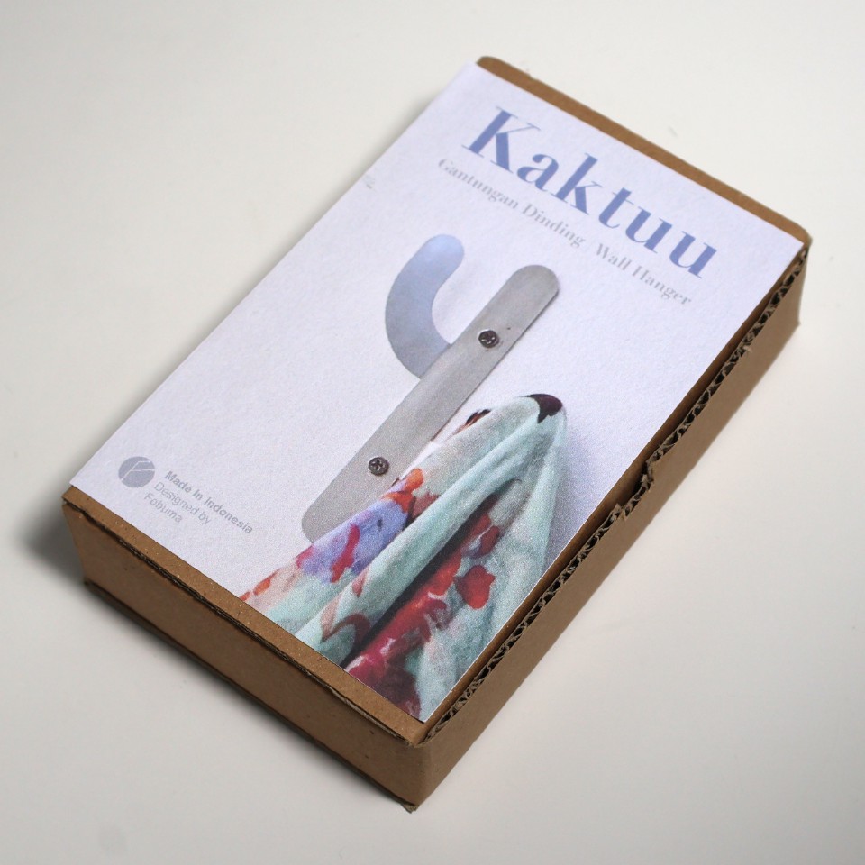 gantungan-dinding-kaktus