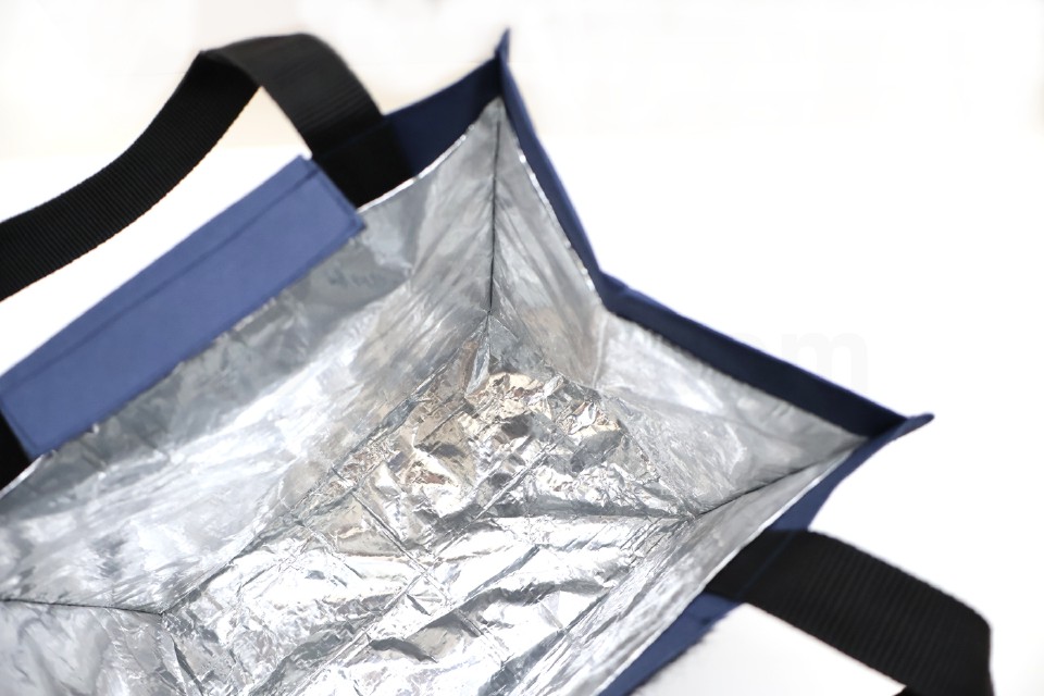 tas-kotak-makan-lapis-aluminium-foil
