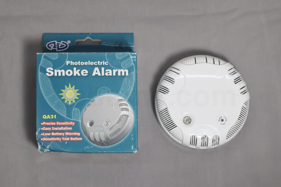 independent-smoke-detector-with-battery