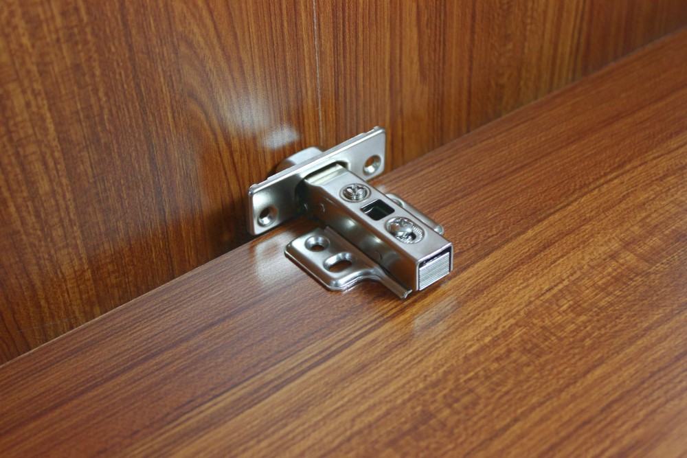 huben-engsel-sendok-slowmotion-klipon-ap0-lurus