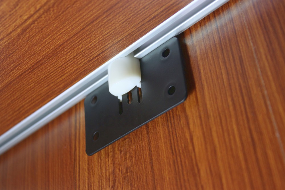 huben-roda-pintu-sliding-sd380