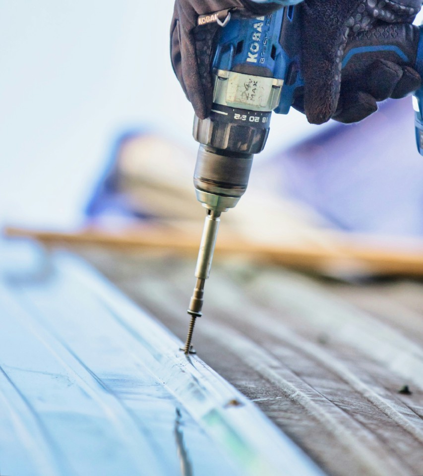 sekrup-drilling-besi-kuning-kepala-flange-ring