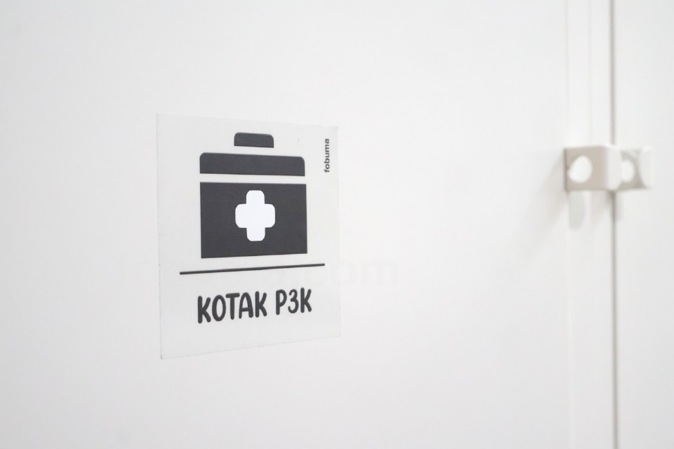 stiker-perabot-dapur-8-x-8-cm-isi-18