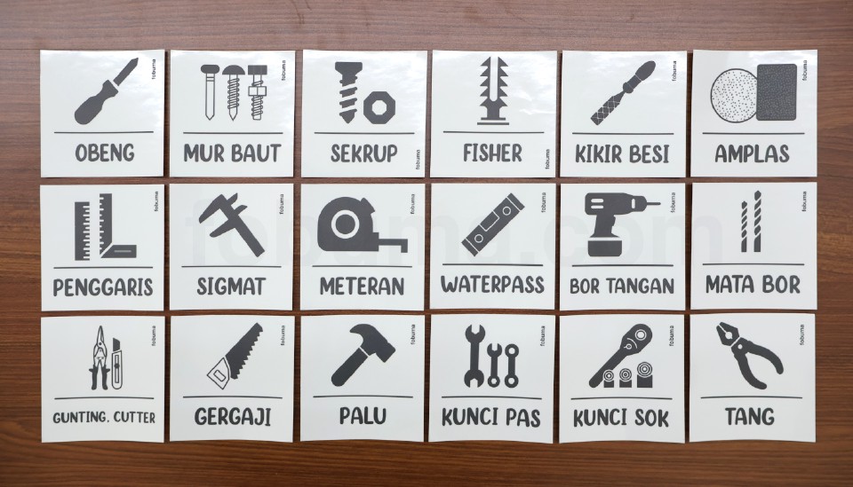 stiker-peralatan-teknik-8-x-8-cm-isi-18