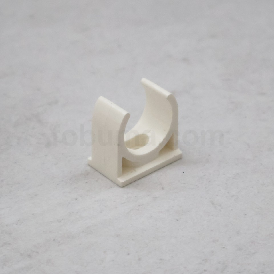 Lesso Fitting PVC Conduit, Clamp, Size 20 mm 1