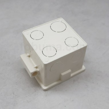 lesso-fitting-pvc-conduit-gang-box-size-77-x-77-20-60-white-color