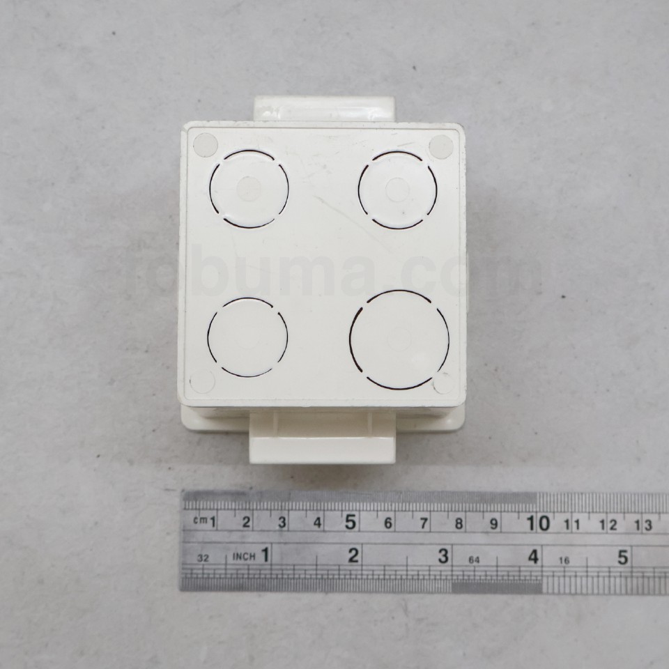 Lesso Fitting PVC Conduit, Gang Box, Size 77 x 77 / 20 - 60 4