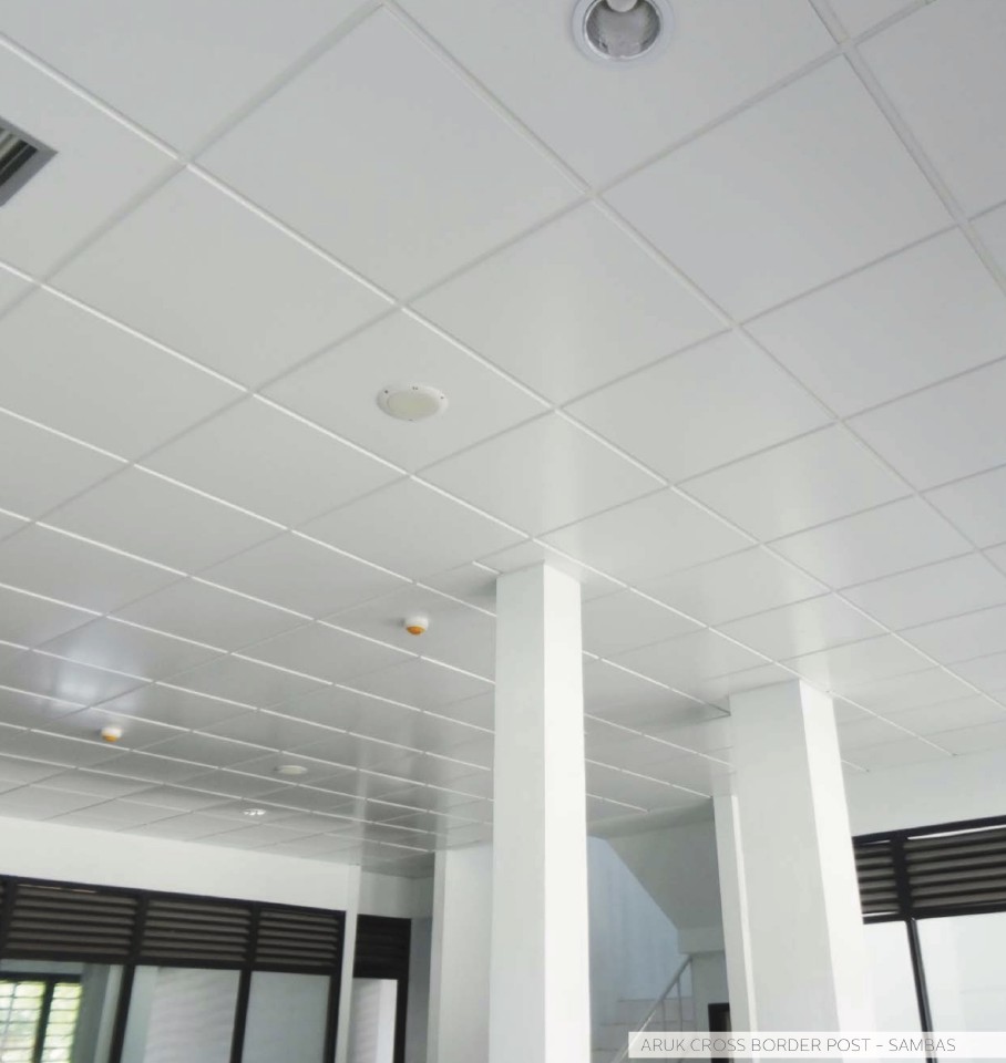 panellux-metal-ceiling-layin-aluminium-03-mm-plain