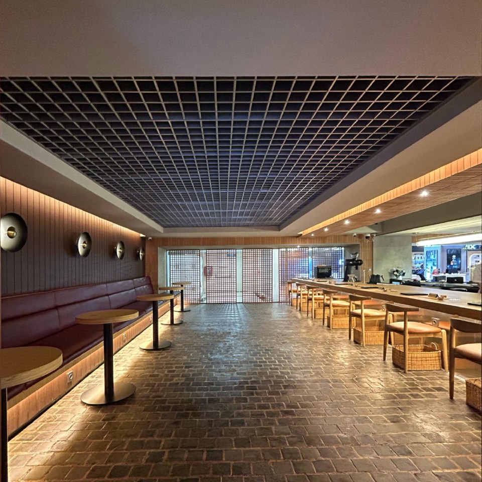 panellux-open-cell-grid-ceiling-dengan-rangka