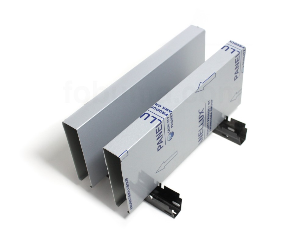 panellux-plank-baffle-ceiling-lebar-3-cm-silver-dengan-rangka