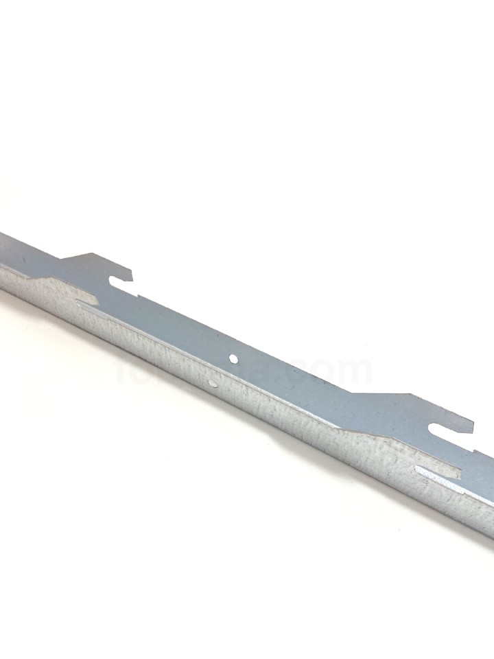 panellux-stringer-200c-linear-ceiling