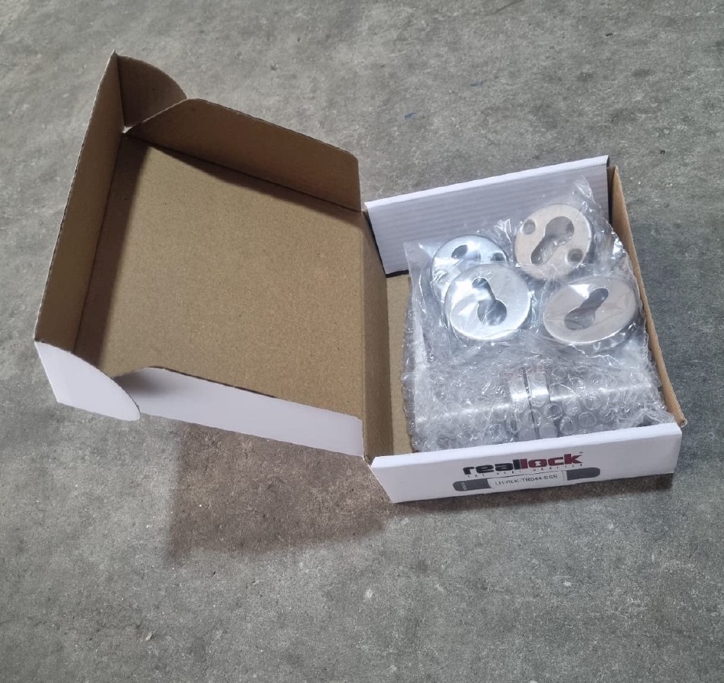 reallock-rlk-tr-044-sss-lever-handle-roses-stainless-steel-304