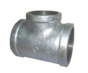 TSP Fitting Reducer Tees Drat Dalam Besi Galvanis